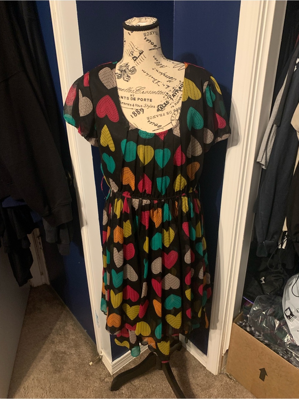 Black Heart-Print Short Sleeve Dress